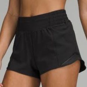 Lululemon Hotty Hot Shorts